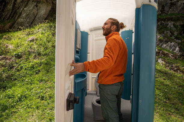 Portable Toilet Options We Offer in Pine Hills, FL